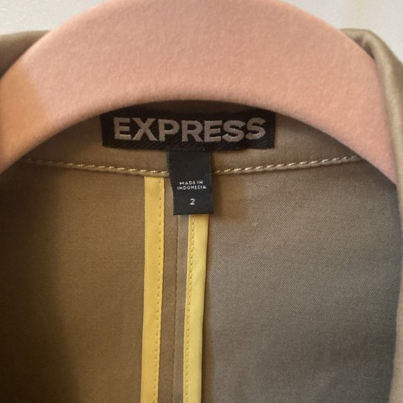 Express Blazer - Picture 3 of 3
